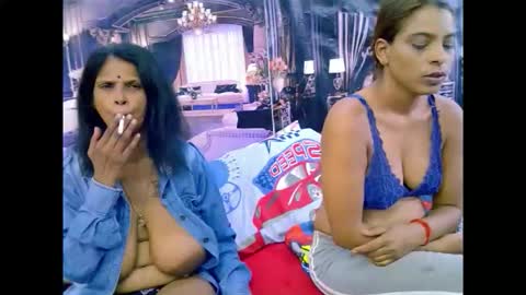 sexyva4u2luv online show from February 15, 7:51 am