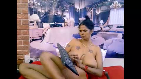 sexyva4u2luv online show from April 26, 2:04 pm