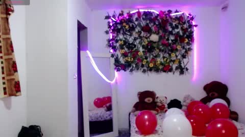 sexyvaldiry online show from February 14, 6:51 pm