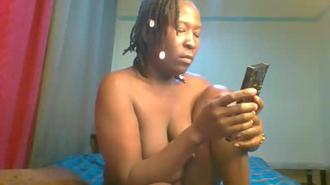 VIVIAN online show from April 23, 8:22 am