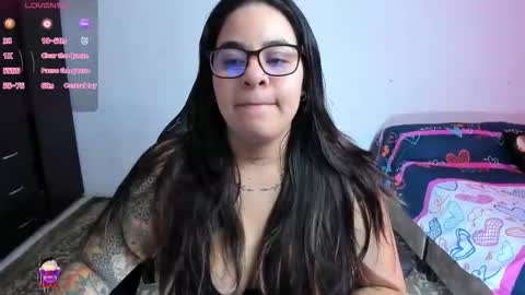 sharoon online show from November 20, 5:25 pm