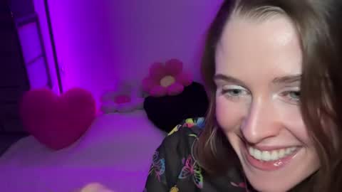 shadebabe online show from June 20, 6:06 am