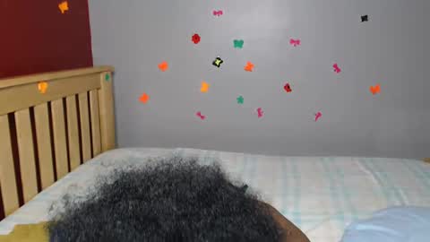 Snapshot of shaky396294 chatting on February 9, 12:40 am shaky xxx online show from February 9, 12:40 am