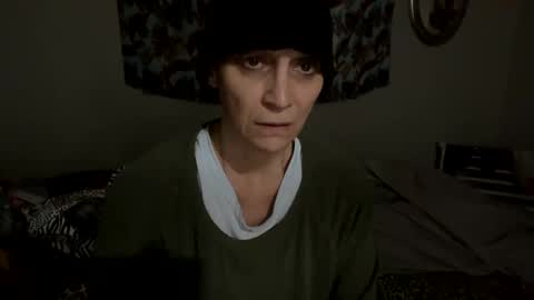 Snapshot of shamanwoman chatting on December 4, 12:36 pm Shaman Woman online show from December 4, 12:36 pm