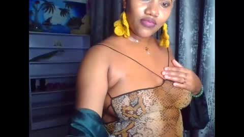 shana22222 online show from February 20, 11:05 pm