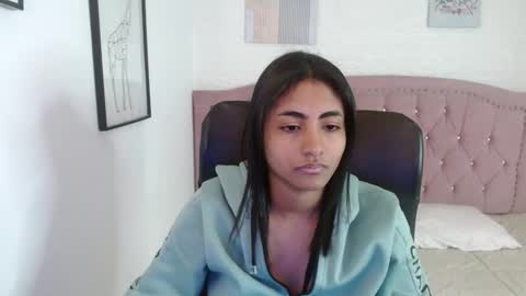 shanelle online show from October 20, 3:20 am