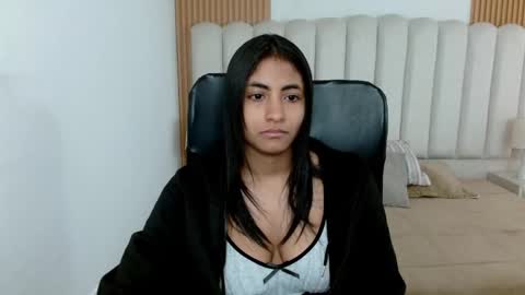 shanelle online show from June 6, 12:11 pm