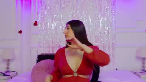 ShannonBannks online show from June 25, 6:09 pm