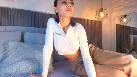 SHANON online show from February 16, 7:03 pm