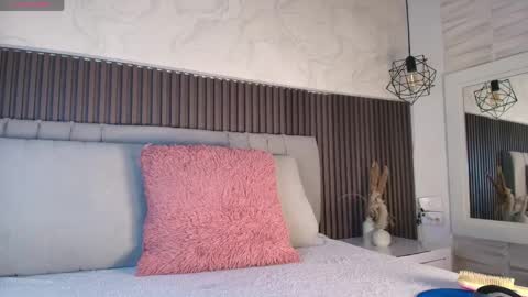 SHANON online show from April 27, 7:00 pm