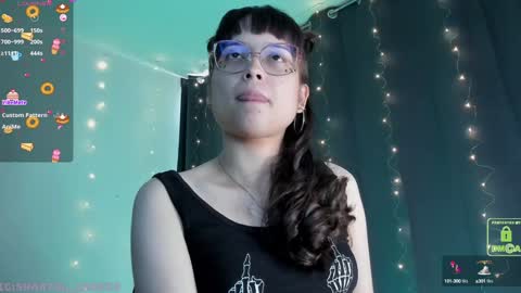 Snapshot of shantalcerezo chatting on December 24, 8:27 pm Cat-FOLLOWME and we talk IGshantal cerezo online show from December 24, 8:27 pm