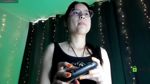 Snapshot of shantalcerezo chatting on January 20, 9:01 pm Cat-FOLLOWME and we talk IGshantal cerezo online show from January 20, 9:01 pm