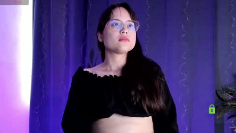 Snapshot of shantalcerezo chatting on January 31, 9:37 pm Cat-FOLLOWME and we talk IGshantal cerezo online show from January 31, 9:37 pm