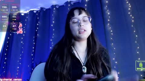 Snapshot of shantalcerezo chatting on January 7, 9:25 pm Cat-FOLLOWME and we talk IGshantal cerezo online show from January 7, 9:25 pm