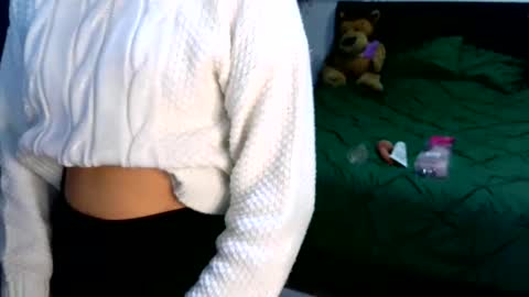 Snapshot of shantaldumont chatting on October 9, 5:22 am shantaldumont online show from October 9, 5:22 am