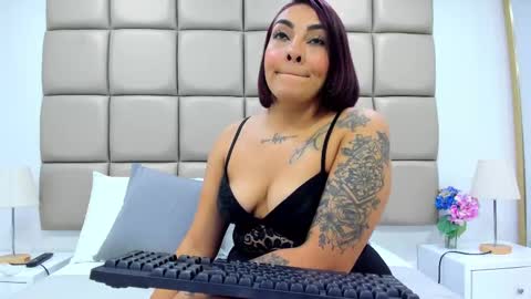 Snapshot of shantalltorres chatting on October 4, 11:27 am shantalltorres online show from October 4, 11:27 am