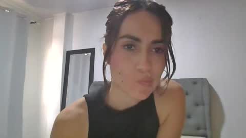 shantal online show from April 6, 4:19 pm