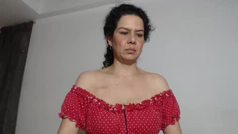 sharickleon11 online show from January 14, 2:27 am