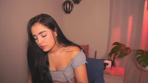 Sharlotte online show from April 27, 10:18 pm