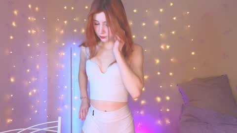 Sonya online show from December 17, 4:53 pm