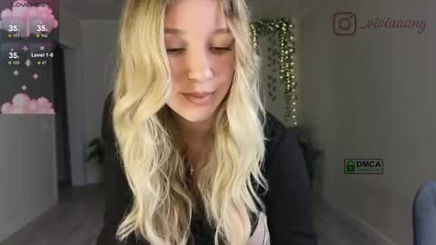 shawty_vi online show from December 2, 4:03 am