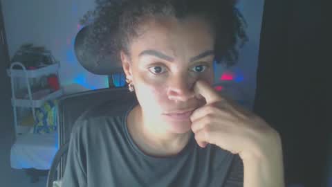 Snapshot of shayna_cute chatting on March 5, 3:40 am Shayna online show from March 5, 3:40 am