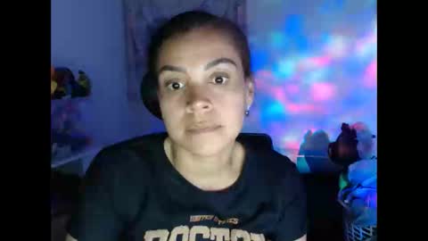 Snapshot of shayna_cute chatting on September 26, 2:53 am Shayna online show from September 26, 2:53 am