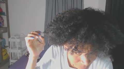 Snapshot of shayna_cute chatting on January 25, 3:51 am Shayna online show from January 25, 3:51 am