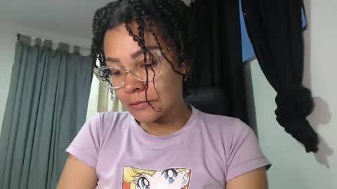 Snapshot of shayna_cute chatting on December 30, 11:04 am Shayna online show from December 30, 11:04 am