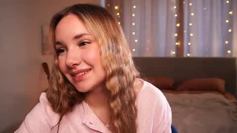 shebuny online show from March 7, 4:30 am