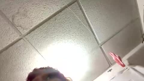 Shelby holes online show from February 17, 8:52 am