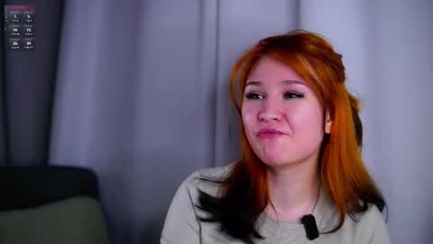 Lina online show from April 24, 2:42 pm