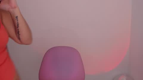   online show from December 20, 5:11 am