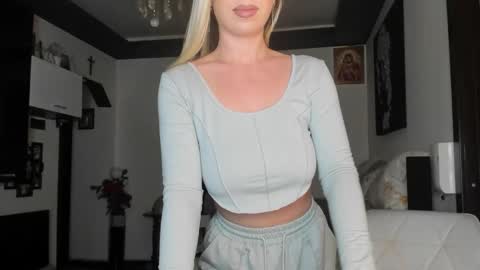 Edaline online show from November 24, 3:25 pm