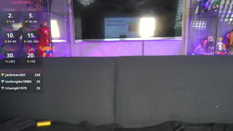 mia online show from April 9, 6:19 am