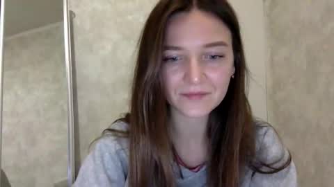 Snapshot of shining_pearl chatting on October 14, 8:11 pm Jesica online show from October 14, 8:11 pm