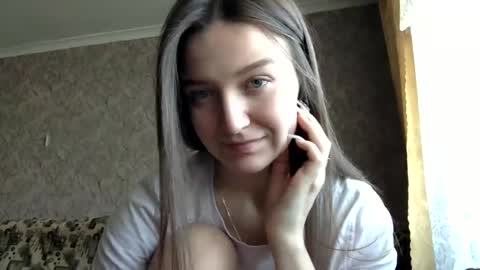 Snapshot of shining_pearl chatting on March 4, 12:12 pm Jesica online show from March 4, 12:12 pm