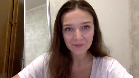Snapshot of shining_pearl chatting on September 11, 9:48 pm Jesica online show from September 11, 9:48 pm