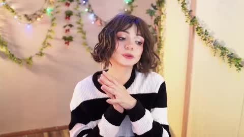 Snapshot of shiny_jail chatting on September 24, 11:59 pm JennyMira THANK YOU FOR 77 777 online show from September 24, 11:59 pm