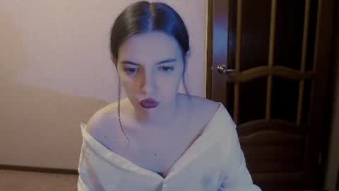 Snapshot of shiraha___rafieru chatting on September 10, 10:21 pm shiraha___rafieru online show from September 10, 10:21 pm