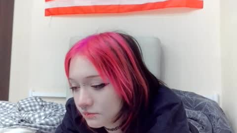 Luna online show from February 19, 8:07 pm