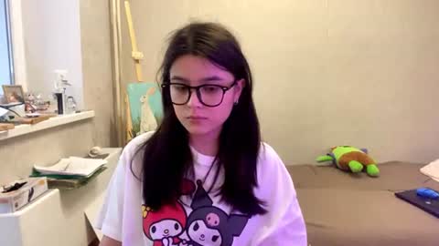 Marie online show from June 12, 2:36 pm