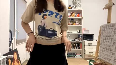 Marie online show from April 2, 2:25 pm