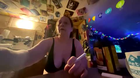 shorty920505 online show from December 16, 3:23 am