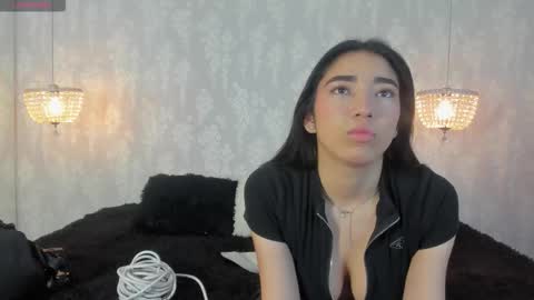 Snapshot of shumy_angels chatting on October 20, 4:37 am ZUMY ANGELS online show from October 20, 4:37 am