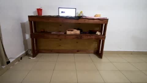 shunet online show from April 25, 1:41 pm