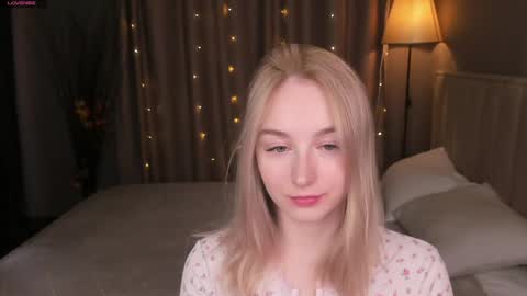 Polly online show from April 26, 12:08 am