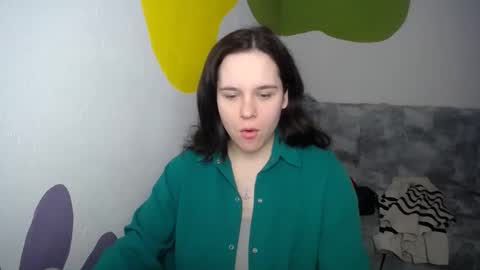 shy_lil online show from January 6, 12:31 pm