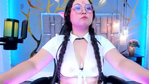 Shyly online show from October 14, 5:32 am