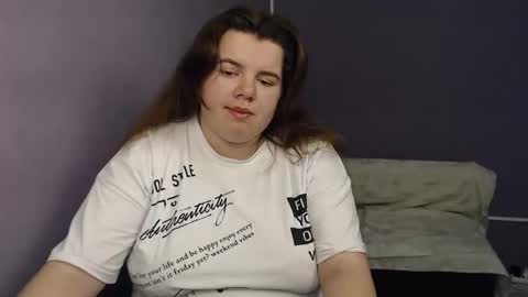 Snapshot of shyness_girl chatting on September 27, 10:11 am Bethany online show from September 27, 10:11 am